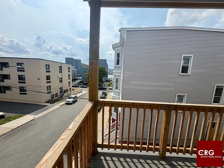 430 Meridian St #2 — Photo 22