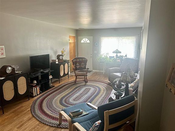 3rd image of 1914 Hopkins Avenue #1-2