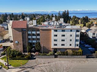 9023 Mary Ave NW APT 303, Seattle, WA 98117