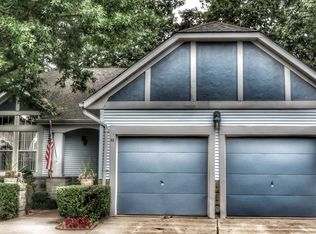 10 Thatcher Ct, Jackson, NJ 08527