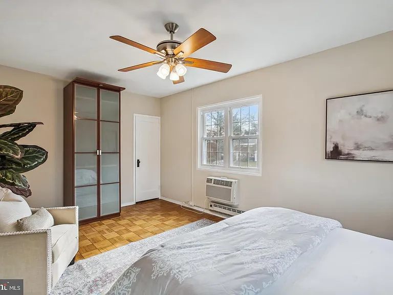 3139 Martha Custis Dr — Photo 17