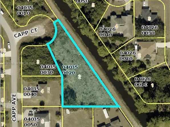 1126/1128 CAPP CT, Lehigh Acres, FL 33971