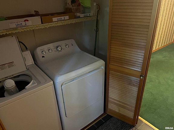 4th image of 430 N 11th St APT 8