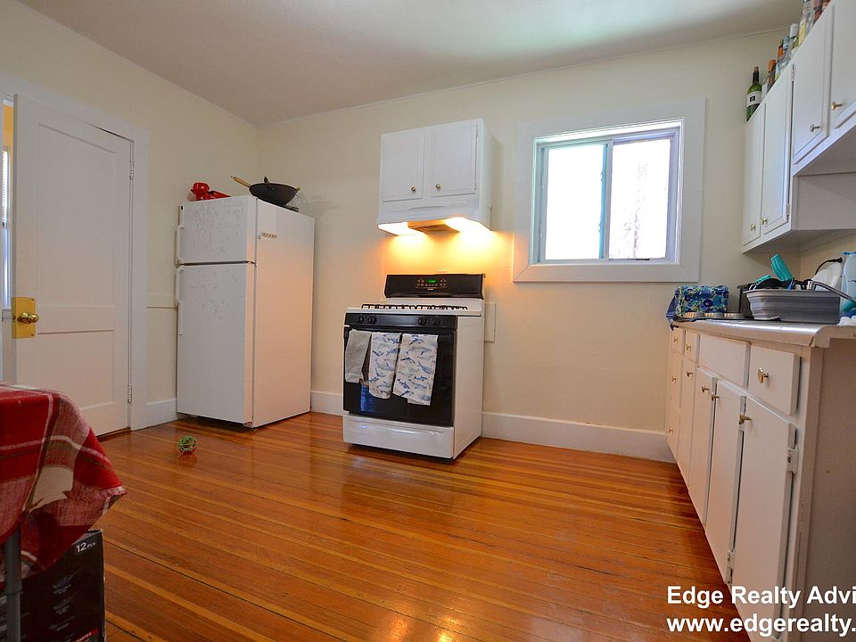 1st image of 52 Tremont St #1