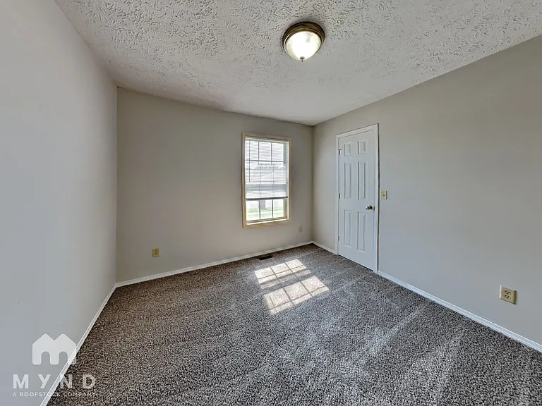 1241 S Rome Ave — Photo 16