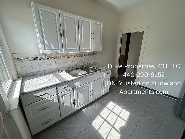 14821 Clifton Blvd #2 — Photo 6