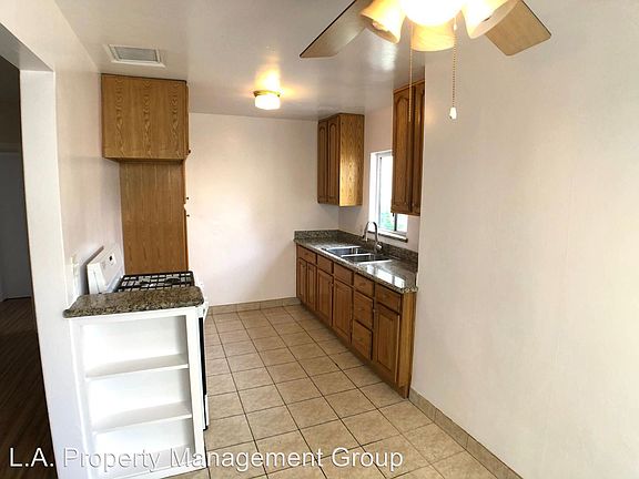 3rd image of 5748 Hazeltine Ave APT 3