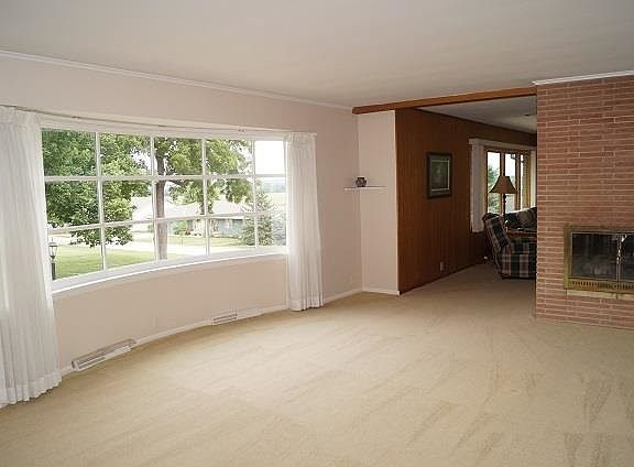5th image of 601 15th St