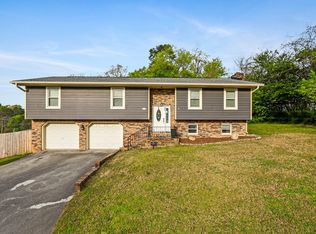9330 Cawood Ln, Chattanooga, TN 37421
