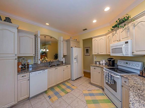 4th image of 5944 Sand Wedge Ln Unit 1103