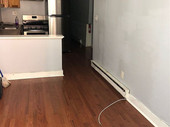 4th image of 52.5 Philip St