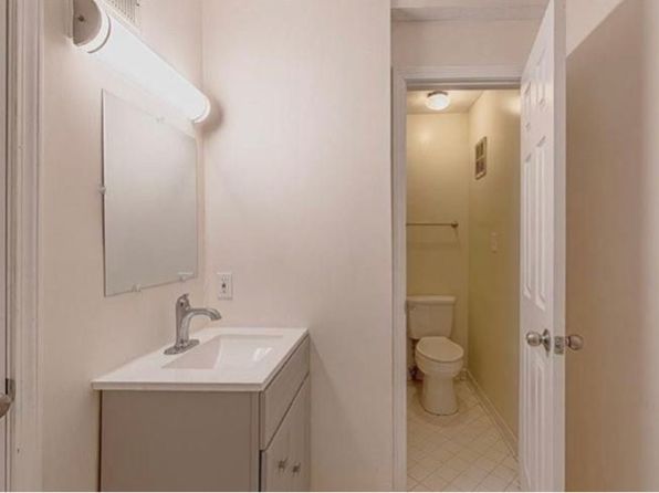 2866 Hedgewood Dr NW #5