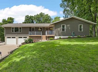 2459 125th Dr, Marengo, IA 52301