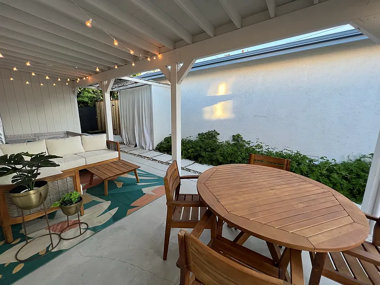 2832 S Rimpau Blvd — Photo 31