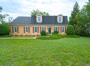 412 Roberts Rd, Taylors, SC 29687