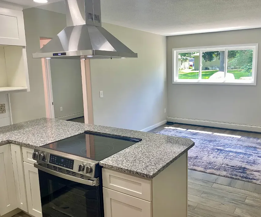 1 bed, 600 sqft, $1,300 — Photo 3