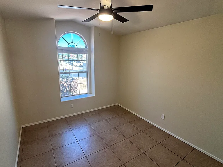 12721 W Palm Ln — Photo 18
