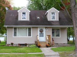245 3rd Ave SE, Milaca, MN 56353