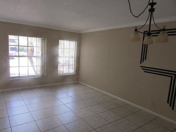 5th image of 980 Summit Lake Dr