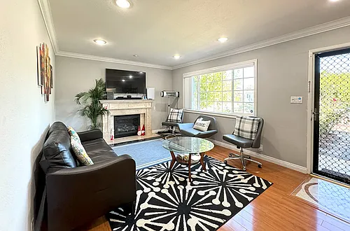 36681 Bishop St Photo 1