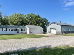 1056 Us Highway 67, Viola, IL 61486