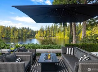 2061 E Beaver Lake Dr SE, Sammamish, WA 98075