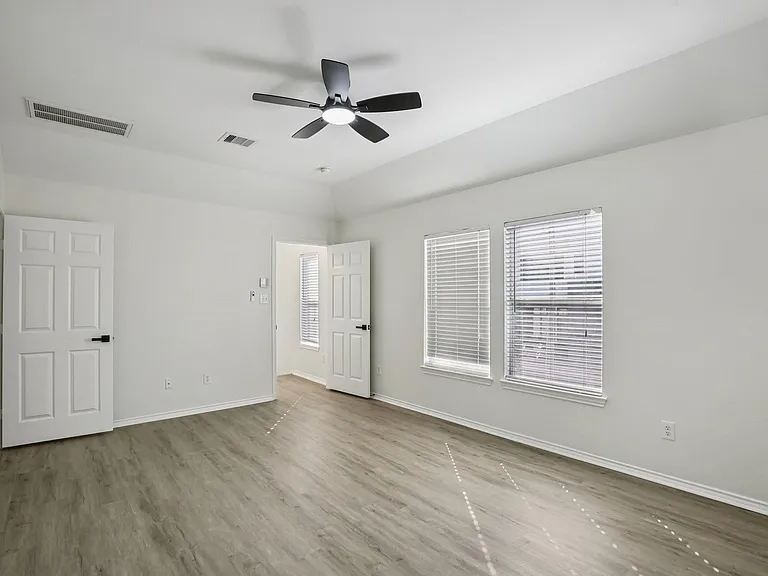 1705 Stuart St — Photo 16
