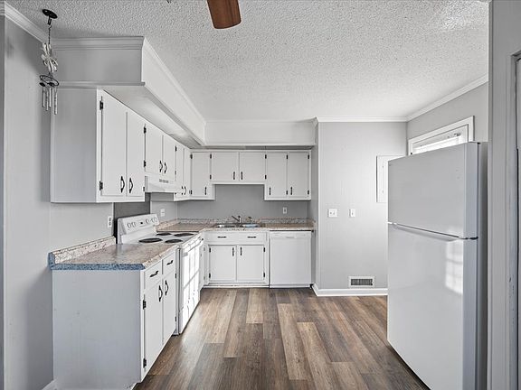 5th image of 135 Quita Cir