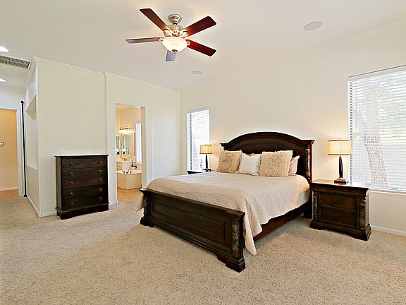 4th image of 743 E Fieldstone Pl