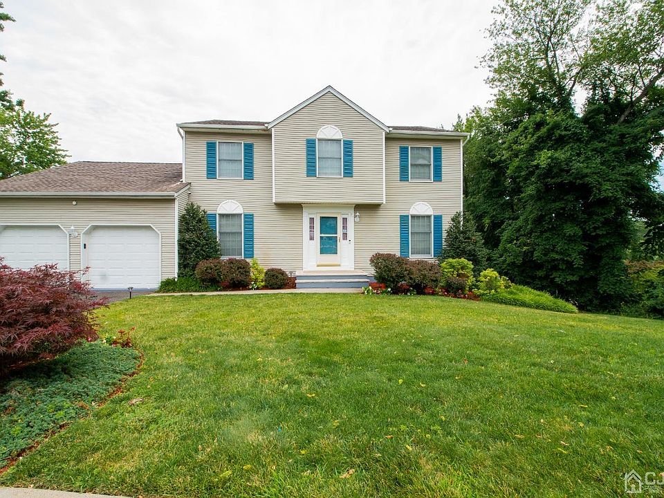 11 Viola Ter, Township Of Washington, NJ 07676 Zillow