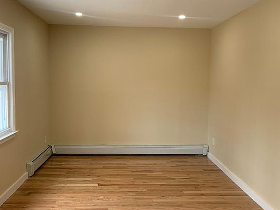 4th image of 15512 115th Ave