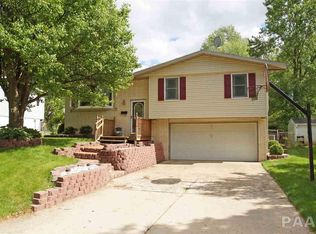 6219 N Hamilton Rd, Peoria, IL 61614