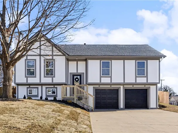 5005 Grandview St, Shawnee, KS 66203