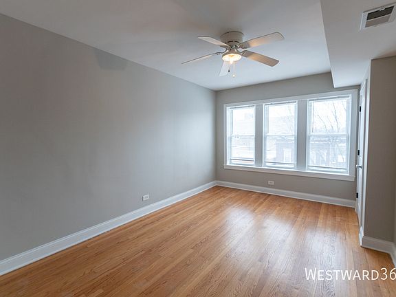 4th image of 4344 N Mozart St #2E