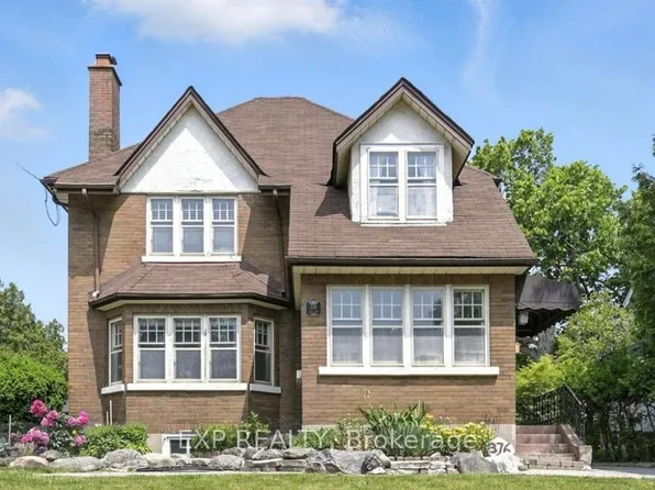 376 King St E, Oshawa, ON L1H 1E2