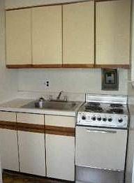 2nd image of 562 Martin Luther King Dr W APT 2
