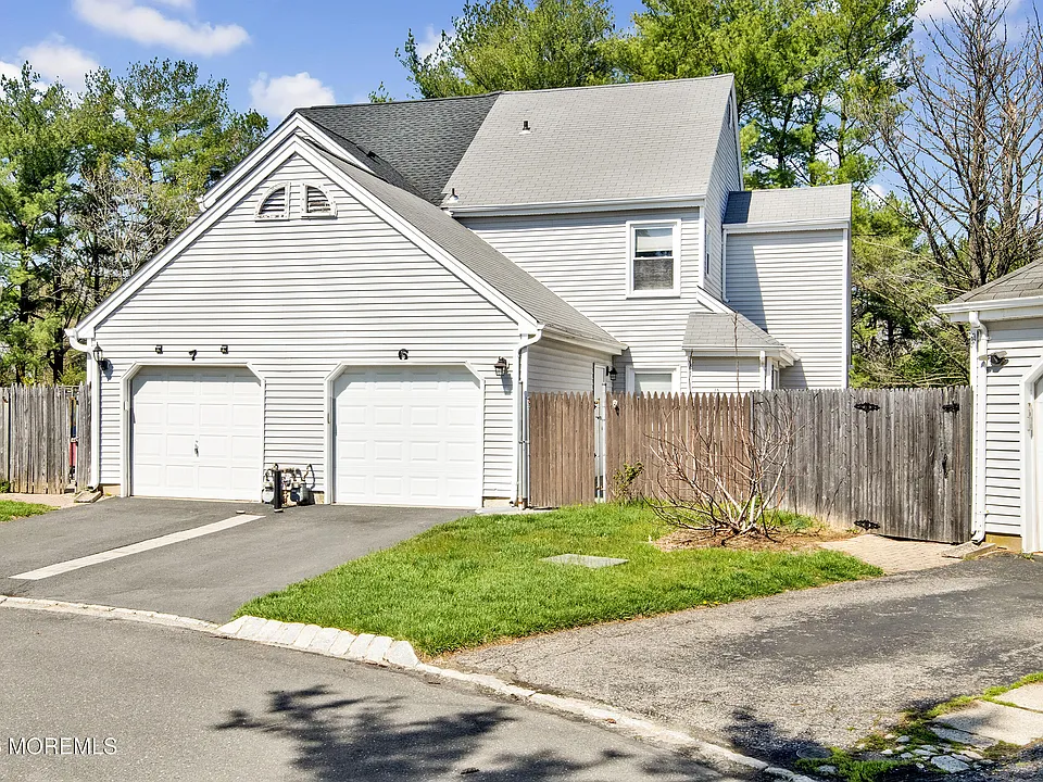 6 Stowe Ct