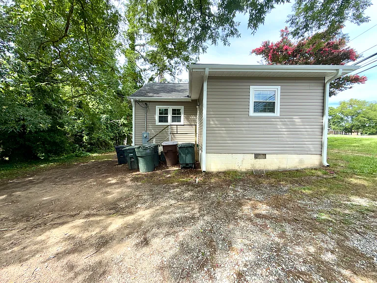 1871 Merritt Dr — Photo 22