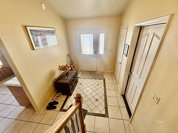 5th image of 400 W Shenandoah Ave