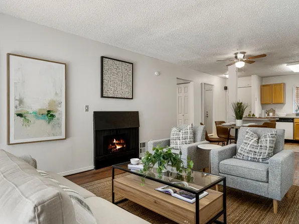 Deerfield Estates - $300 Off Move-In Costs!