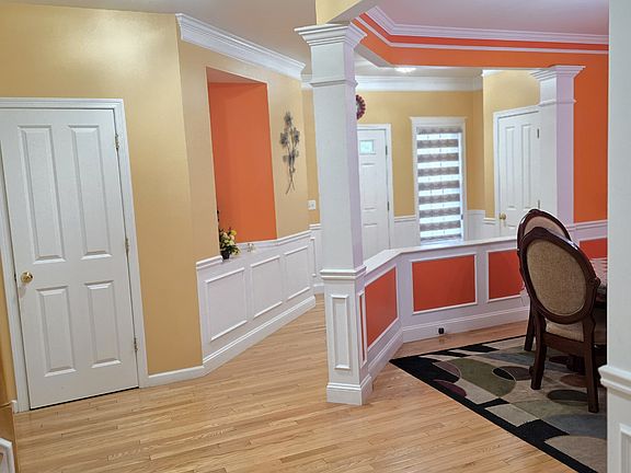 3rd image of 94 Buttercup Ln