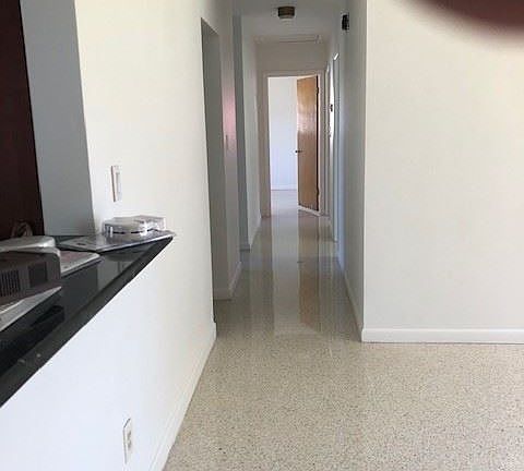 5th image of 1008 S San Remo Ave
