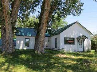 980 N 1st St, Lander, WY 82520
