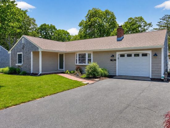 29 Almira Road, South Yarmouth, MA 02664