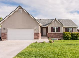 3922 E Deer Strm, Idaho Falls, ID 83401