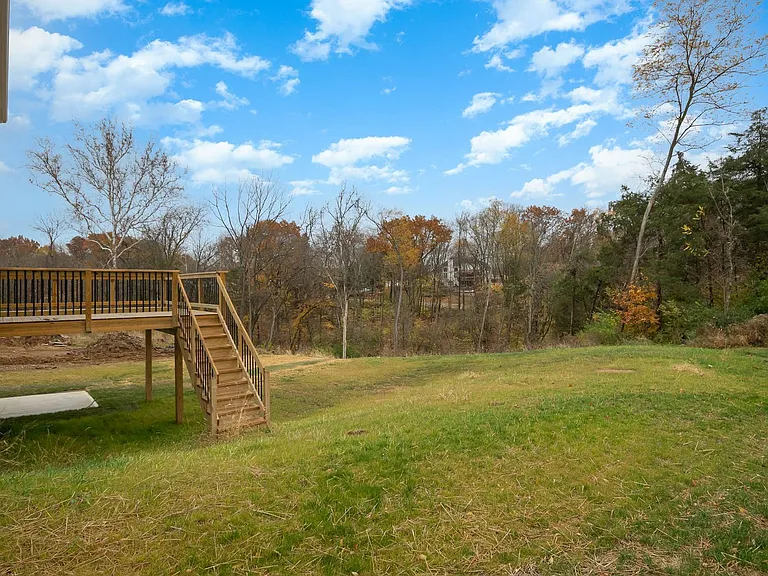 5762 Azra Ct — Photo 25
