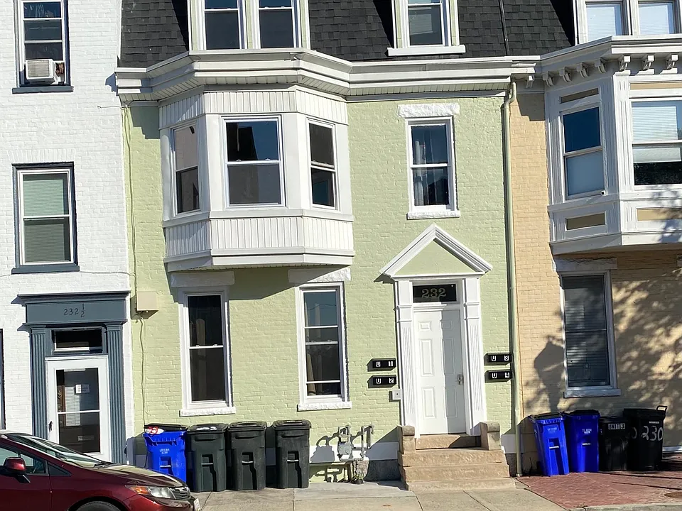 232 N Potomac St #4