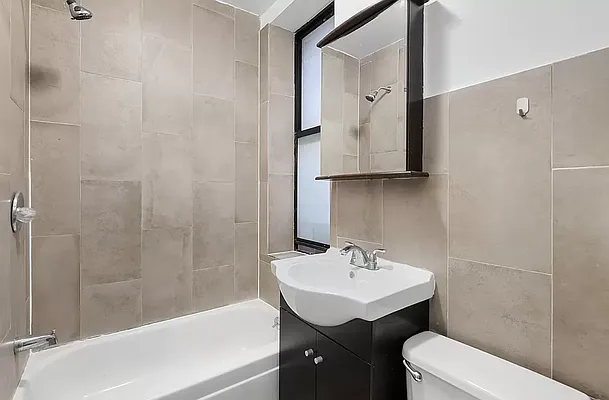 Rented by REAL New York | media 6