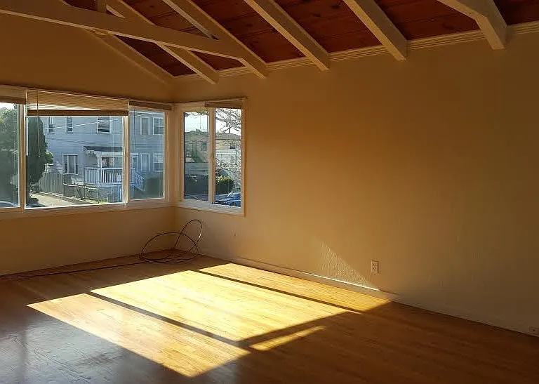 680 Alcatraz Ave — Photo 2