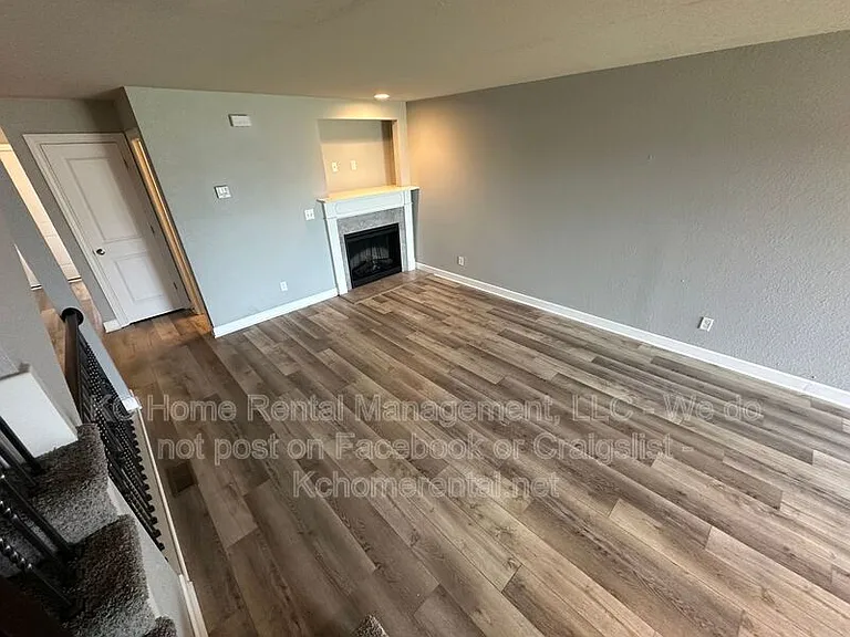 10540 Kane Dr — Photo 8